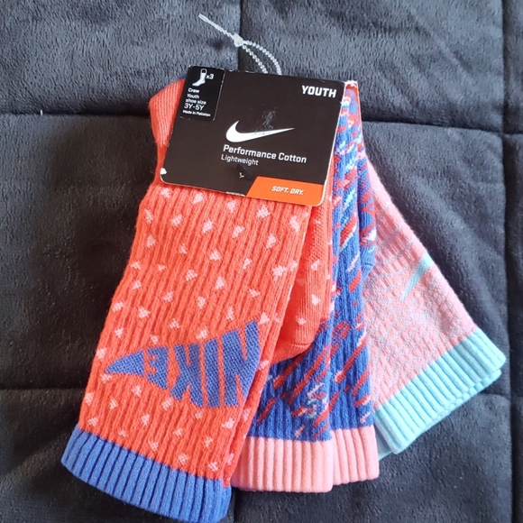 Nike Other - Nike socks (crew) 3y -5y